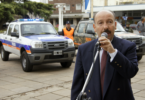 Policia Policia